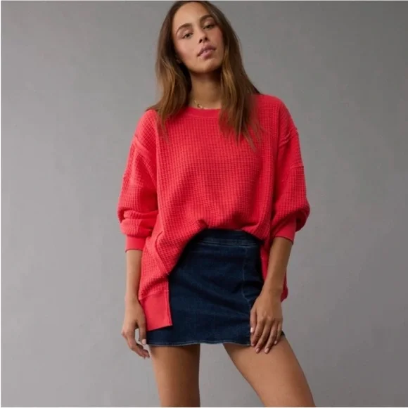 American Eagle Outfitters Women's Oversized Big Hug Waffle Crew Neck Sweatshirt - Picture 1 of 12